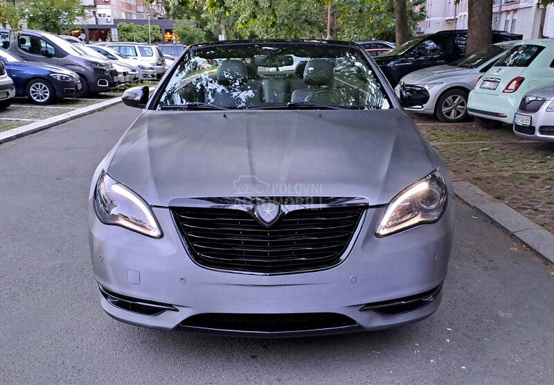 Chrysler 200C 1/1