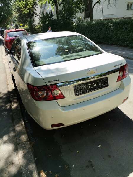 Chevrolet Epica 