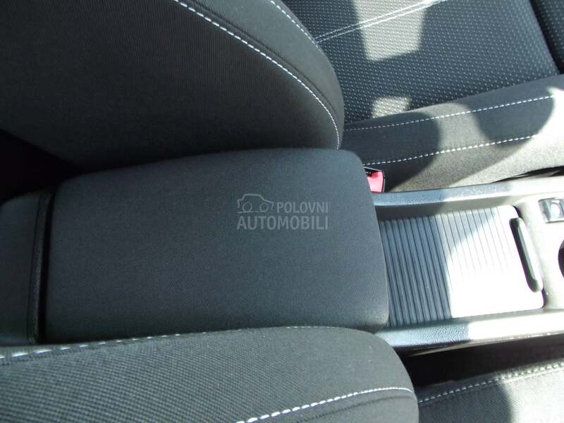 Opel Astra J 1.4 B XE.NON NOV