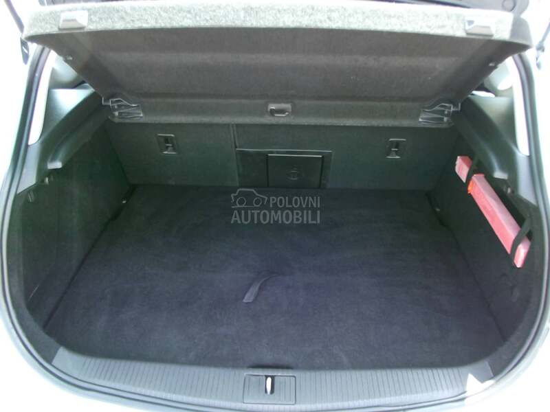 Opel Astra J 1.4 B XE.NON NOV