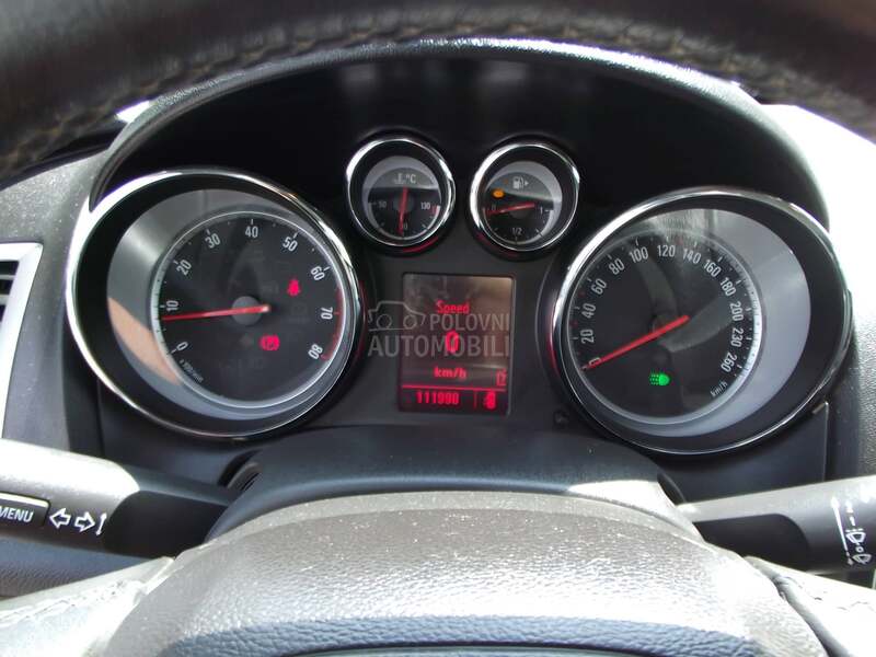 Opel Astra J 1.4 B XE.NON NOV