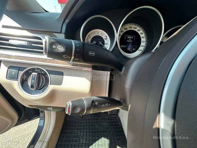 Mercedes Benz E 200 
