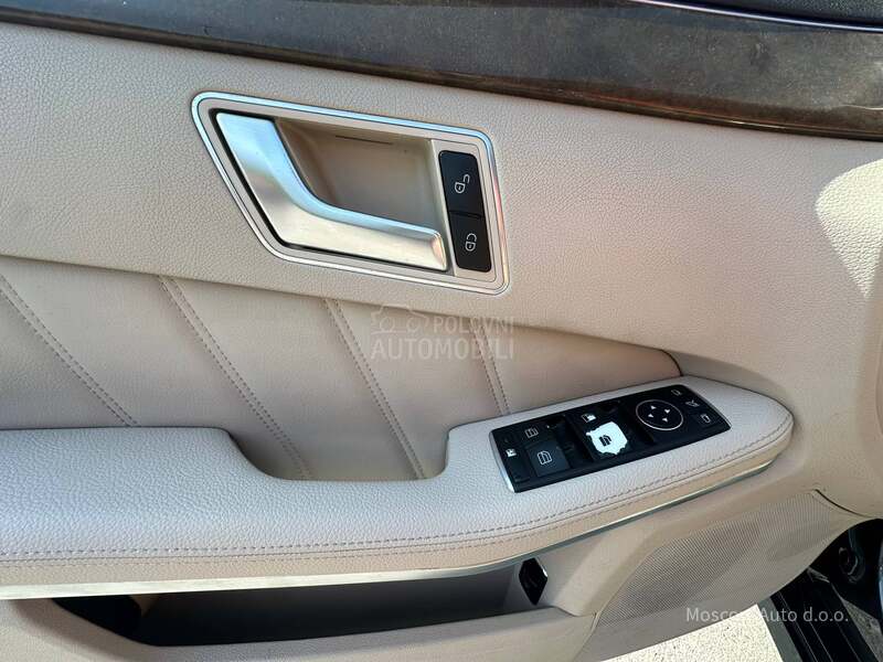 Mercedes Benz E 200 