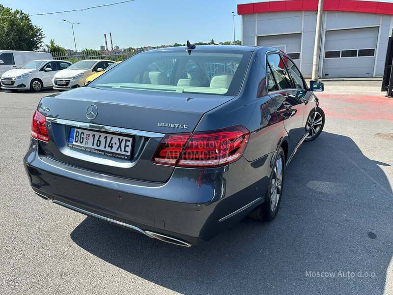 Mercedes Benz E 200 