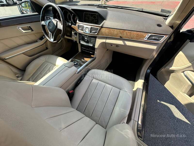 Mercedes Benz E 200 