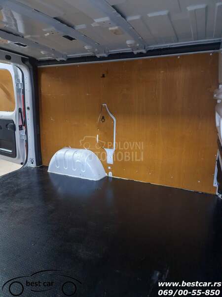 Renault Trafic VIVARO L1H1 KUKA