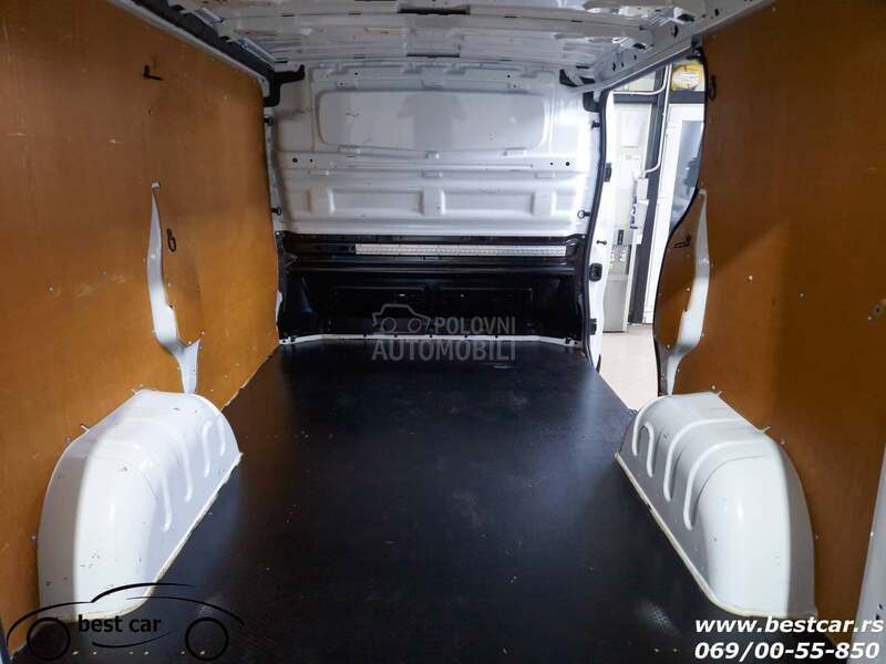 Renault Trafic VIVARO L1H1 KUKA