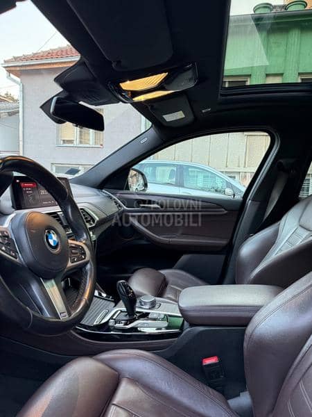 BMW X4 M BMW X4 25d XDRIVE