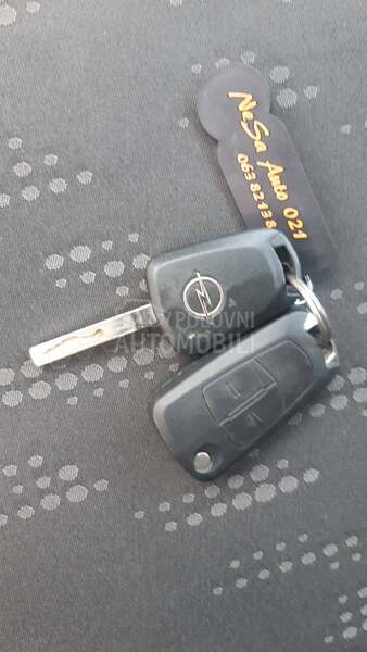 Opel Corsa D 1.2 B