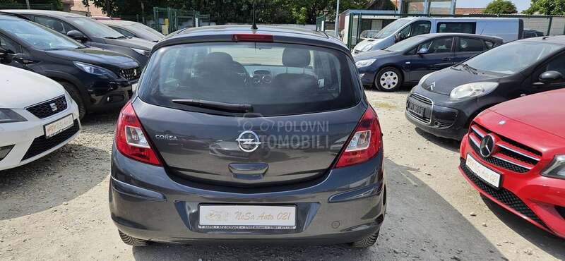 Opel Corsa D 1.2 B