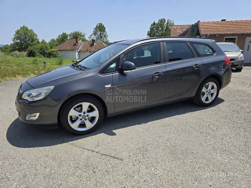 Opel Astra J 1.7CDTI/KAO N0VA/