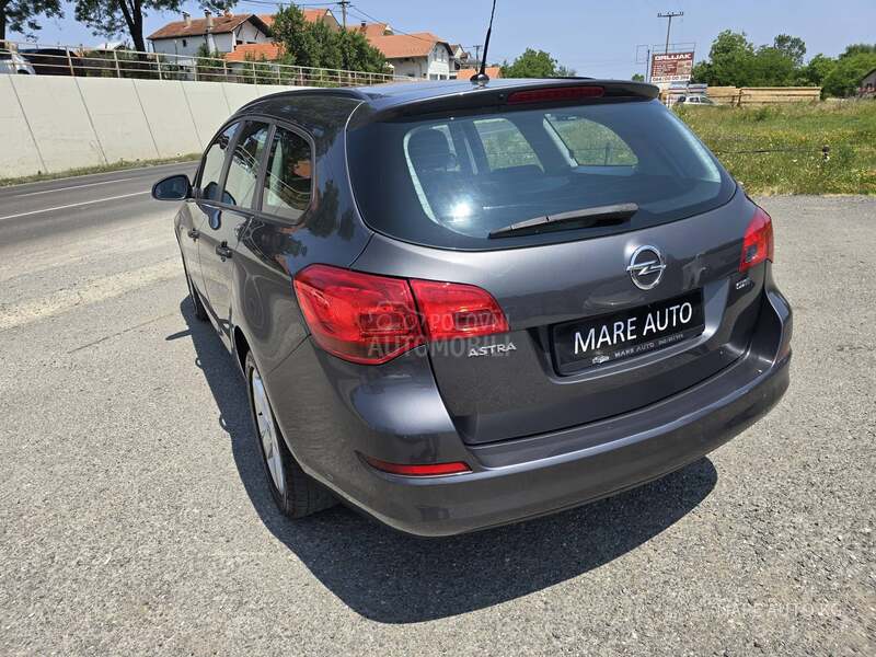 Opel Astra J 1.7CDTI/KAO N0VA/