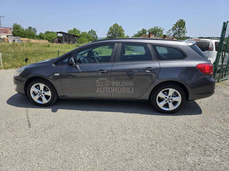 Opel Astra J 1.7CDTI/KAO N0VA/