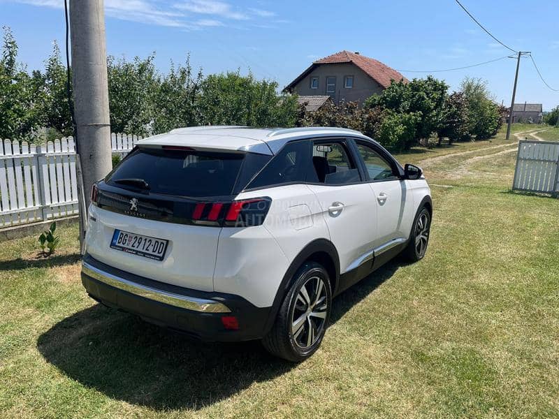 Peugeot 3008 1.6 Allure