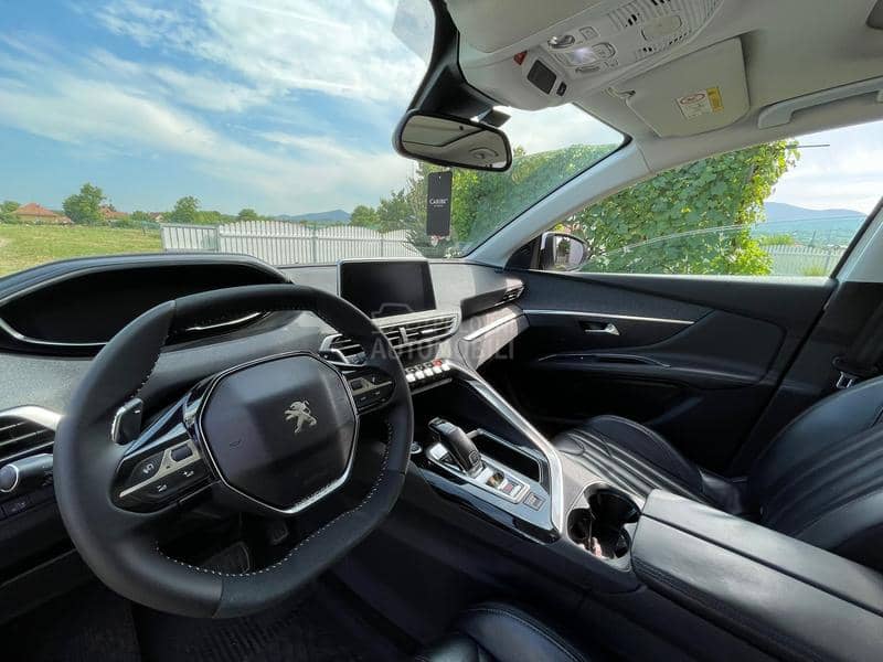 Peugeot 3008 1.6 Allure