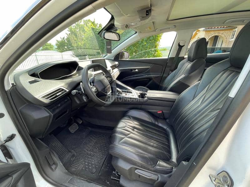 Peugeot 3008 1.6 Allure