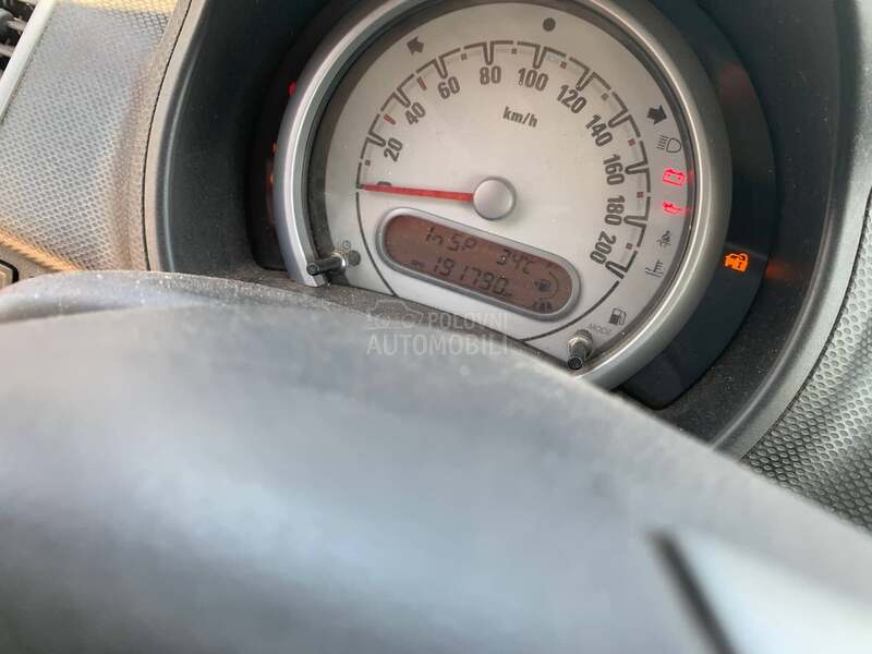Opel Agila 1.2 b e n z