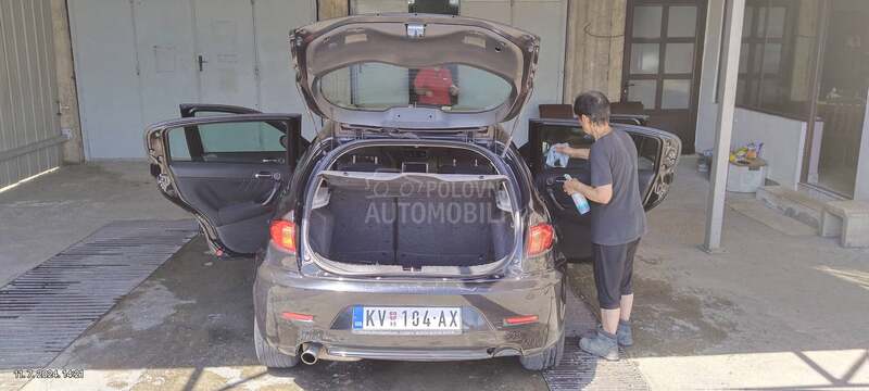 Alfa Romeo 147 