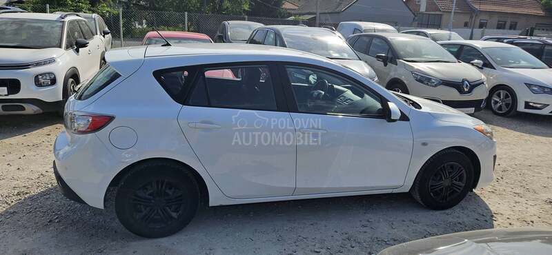 Mazda 3 1.6 B