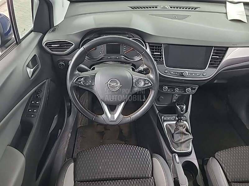 Opel Crossland X  1.2 TURBO INNOVATION