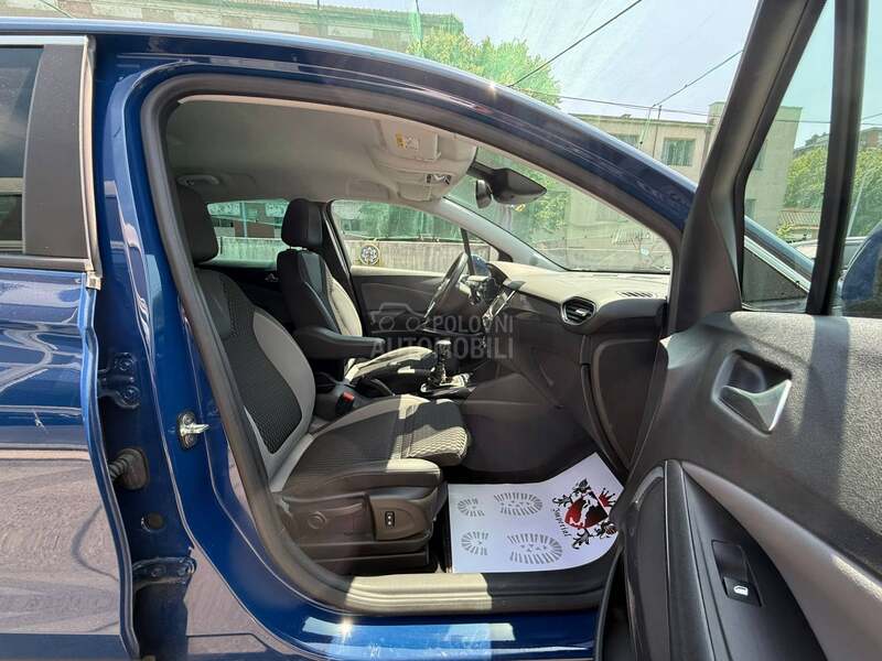Opel Crossland X  1.2 TURBO INNOVATION