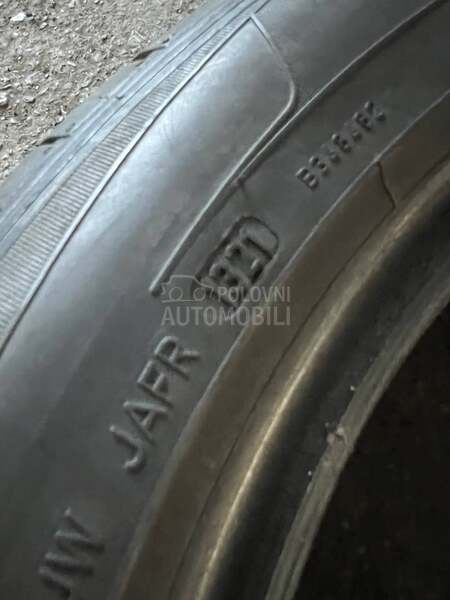 Dunlop 245/50 R18 Letnja