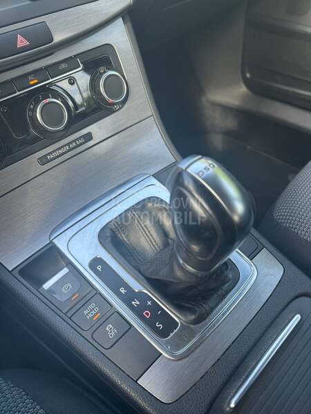 Volkswagen Passat B7 2.0 TDI DSG