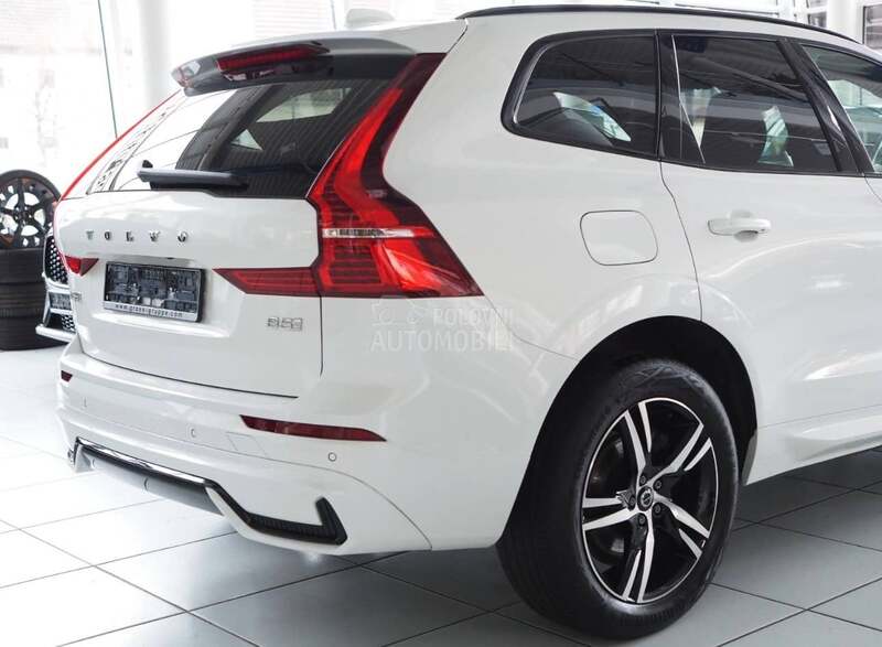 Volvo XC60 B5/ R design/4x4