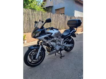 Yamaha fz6