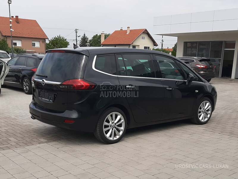 Opel Zafira 7 MESTA 2.0DTH CH