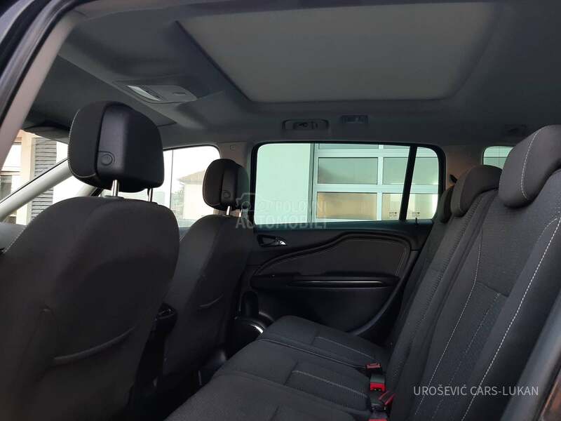 Opel Zafira 7 MESTA 2.0DTH CH