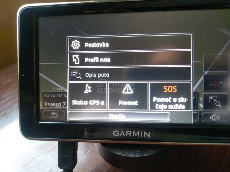 garmin -navigon 5 inča mape vw