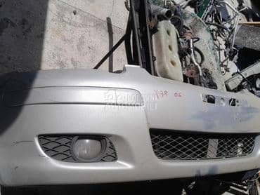 Branik za Toyota Yaris od 2003. do 2005. god.