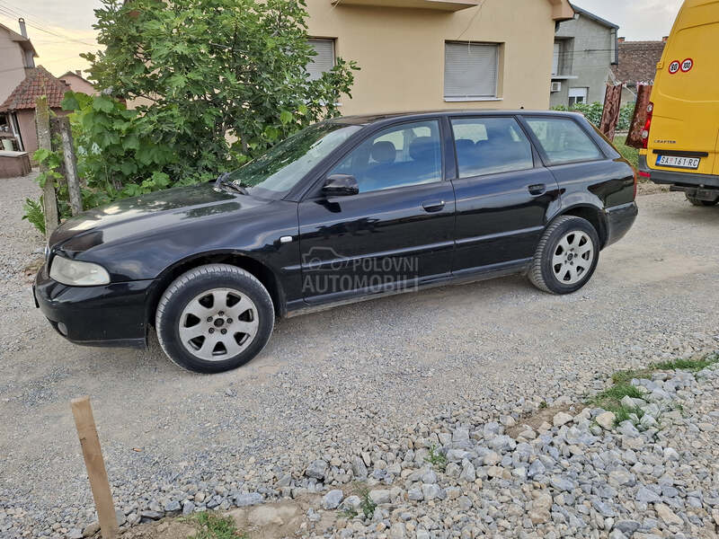 Audi A4 R.e.g   g.o.d
