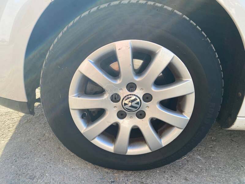 Volkswagen Golf 5 1.9tdi,77kv,N O V