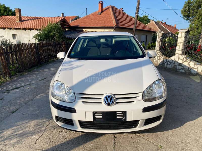 Volkswagen Golf 5 1.9tdi,77kv,N O V