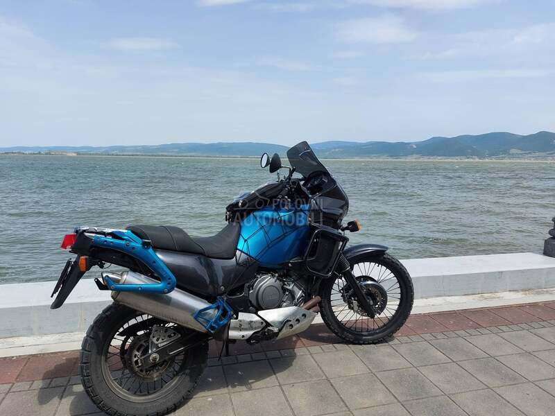Yamaha XTZ 750