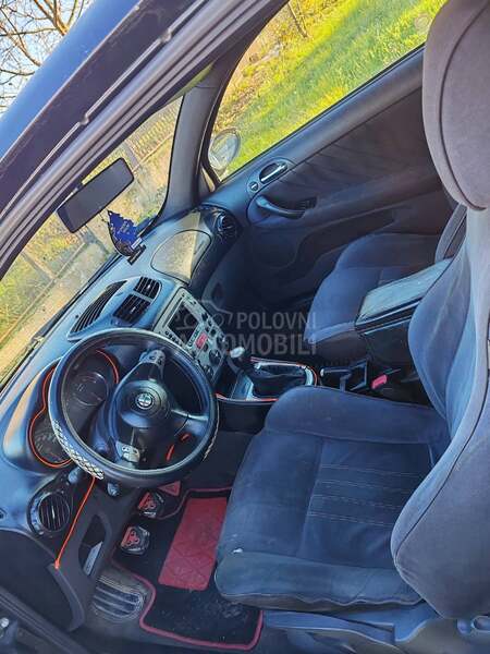 Alfa Romeo 147 JTDM