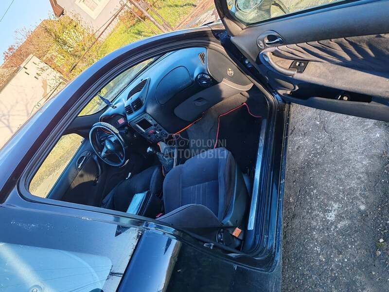 Alfa Romeo 147 JTDM