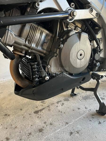 Suzuki VSTROM DL 1000