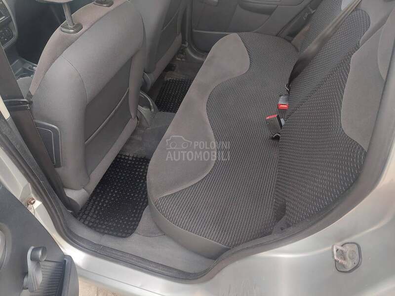Citroen C3 1.2b