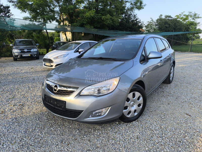 Opel Astra J 1.7 CDTI N A V I