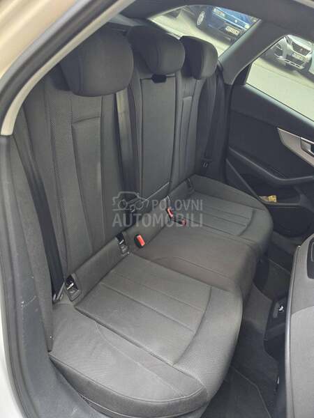 Audi A4 VIRTUAL S TRONIC