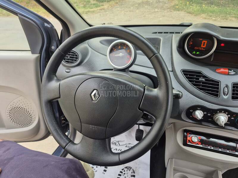 Renault Twingo 1.2 RIP CURL