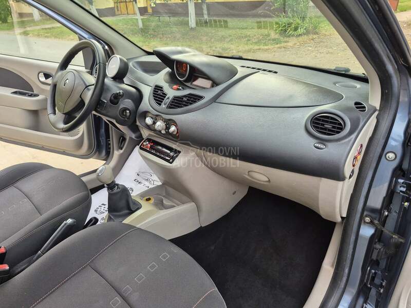 Renault Twingo 1.2 RIP CURL