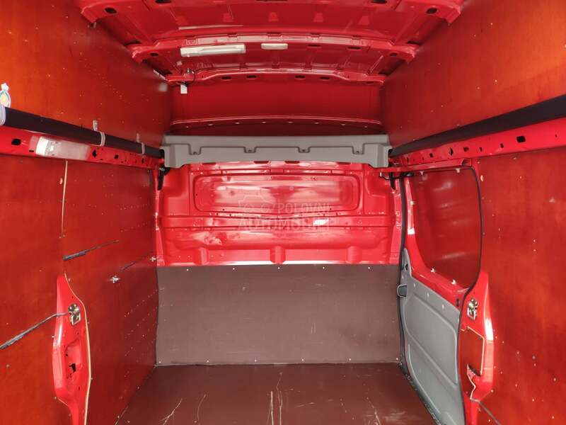 Opel Vivaro 145 KS KLIMA