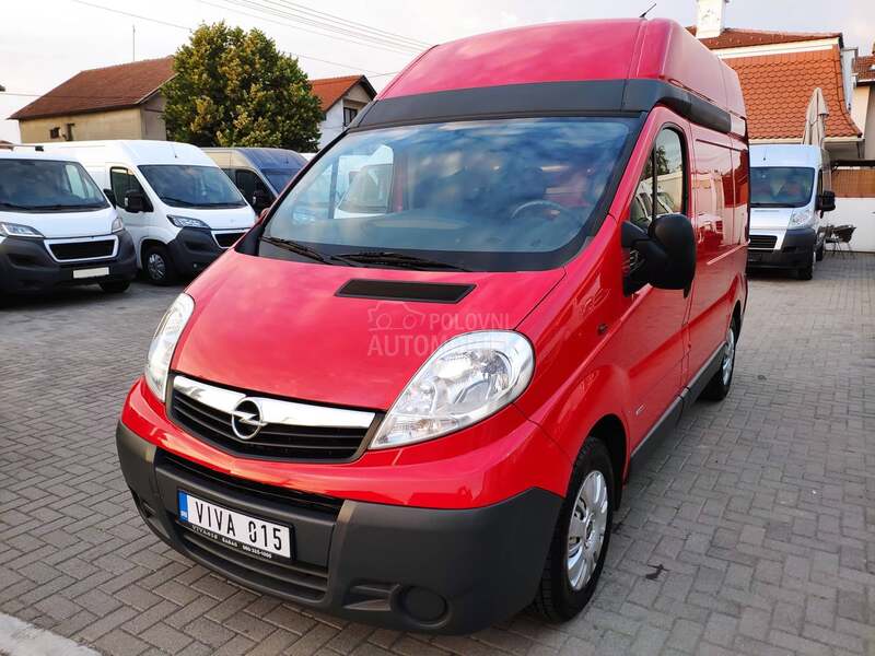 Opel Vivaro 145 KS KLIMA