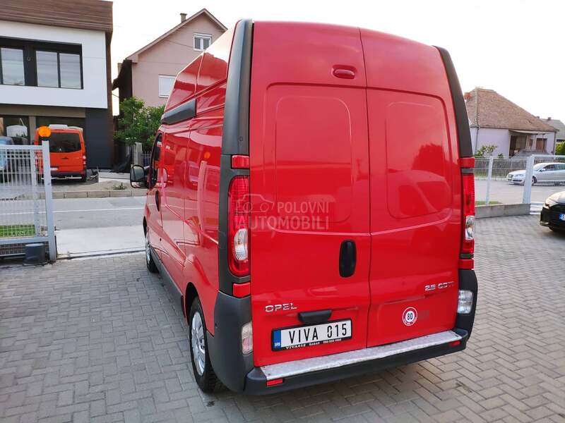 Opel Vivaro 145 KS KLIMA