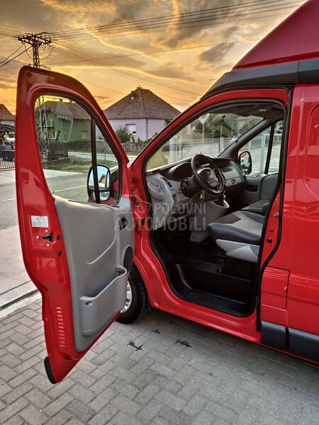 Opel Vivaro 145 KS KLIMA