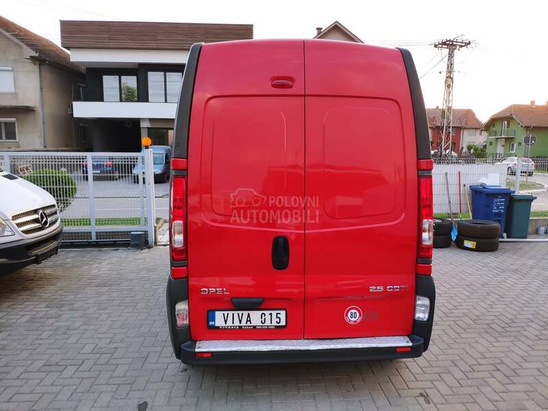 Opel Vivaro 145 KS KLIMA